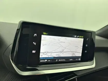 Photo 22 Peugeot 2008  Electrique 136 ch