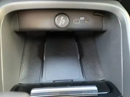 Photo 56 Volvo C40  Recharge 238 ch 1EDT