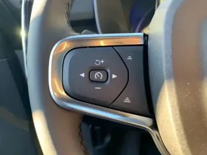 Photo 51 Volvo C40  Recharge 238 ch 1EDT