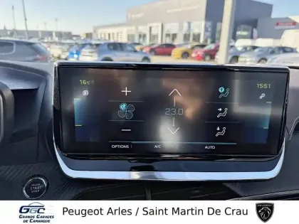 Photo 15 Peugeot 2008  Electrique 136 ch