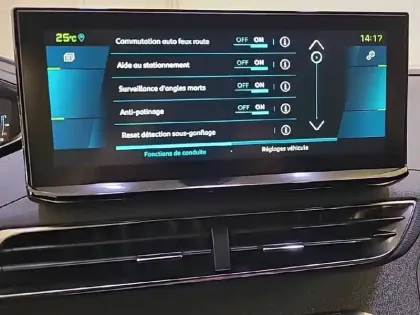 Photo 20 Peugeot 3008  Hybrid 225 e-EAT8