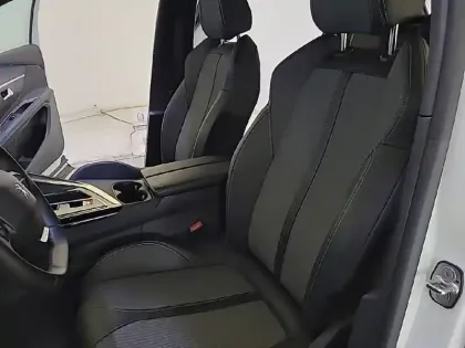 Photo 10 Peugeot 3008  Hybrid 225 e-EAT8