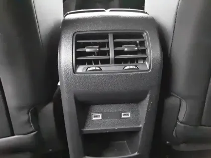 Photo 48 Peugeot 308  PureTech 130ch S&S EAT8