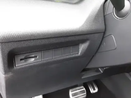 Photo 52 Peugeot 308  PureTech 130ch S&S EAT8