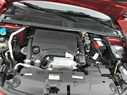 Photo 45 Peugeot 308  PureTech 130ch S&S EAT8