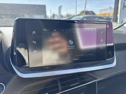 Photo 28 Peugeot 208  Electrique 50 kWh 136ch