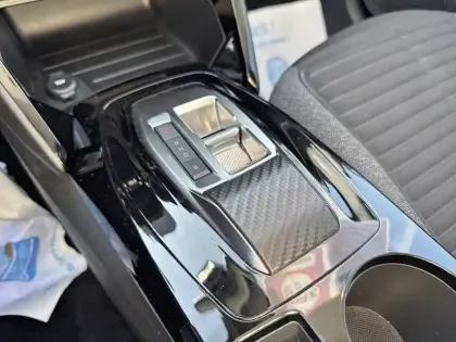 Photo 13 Peugeot 208  Electrique 50 kWh 136ch
