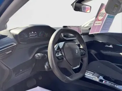 Photo 7 Peugeot 208  Electrique 50 kWh 136ch