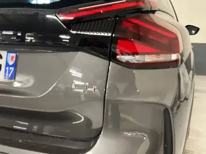 Photo 16 Citroën C4  PureTech 130 EAT8