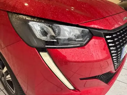 Photo 15 Peugeot 208  PureTech 100 S&S BVM6