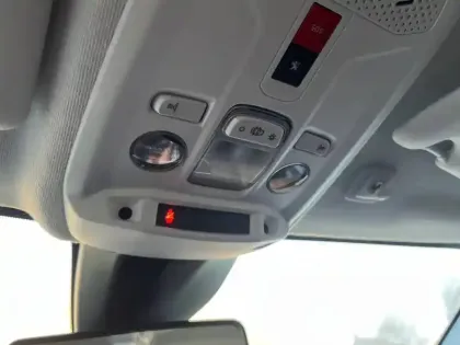 Photo 20 Peugeot 208  Electrique 50 kWh 136ch