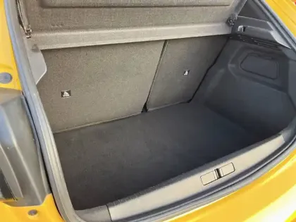 Photo 5 Peugeot 208  Electrique 50 kWh 136ch