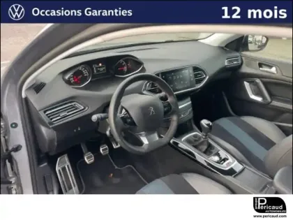 Photo 42 Peugeot 308  PureTech 130ch S&S BVM6