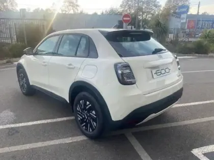 Photo 30 Fiat 600  1.2 Hybrid 100ch DCT6