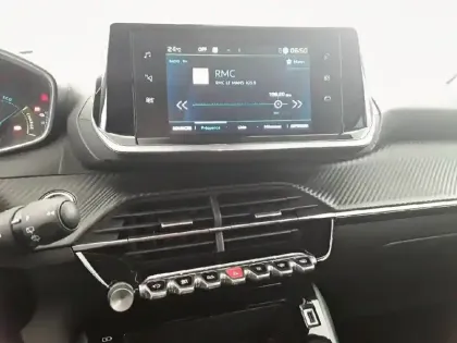 Photo 13 Peugeot 208  Electrique 50 kWh 136ch