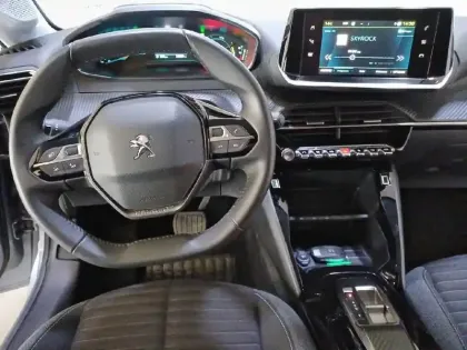 Photo 27 Peugeot 208  Electrique 50 kWh 136ch