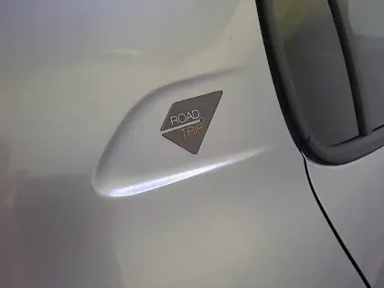 Photo 15 Peugeot 208  Electrique 50 kWh 136ch