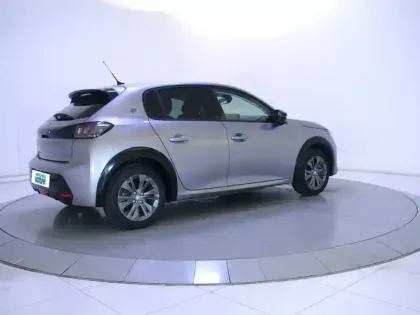 Photo 35 Peugeot 208  Electrique 50 kWh 136ch