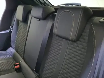 Photo 10 Peugeot 208  Electrique 50 kWh 136ch