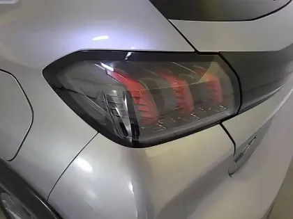 Photo 13 Peugeot 208  Electrique 50 kWh 136ch