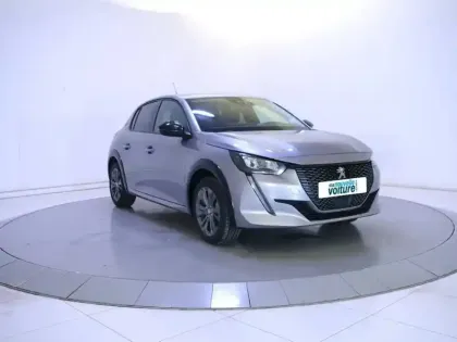 Photo 33 Peugeot 208  Electrique 50 kWh 136ch