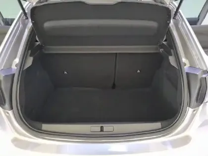 Photo 9 Peugeot 208  Electrique 50 kWh 136ch