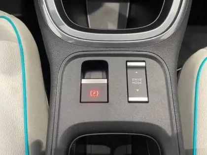 Photo 50 Fiat 600 e 54 kWh 156 ch