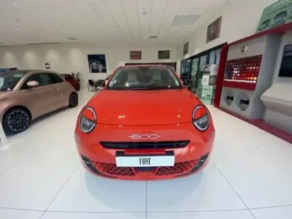 Photo 61 Fiat 600 e 54 kWh 156 ch
