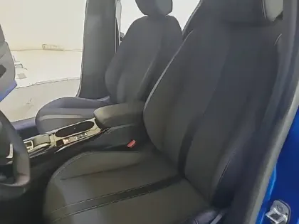 Photo 26 Peugeot 208  PureTech 100 S&S EAT8