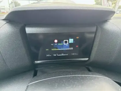 Photo 9 Citroën C4 e- 136 ch Automatique