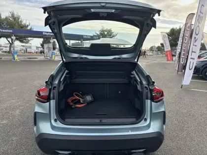 Photo 26 Citroën C4 e- 136 ch Automatique