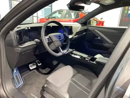 Photo 6 Opel Astra  Hybride Rechargeable 180 ch BVA8