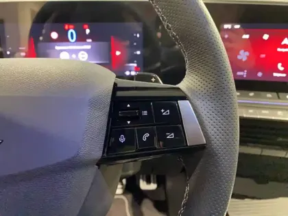 Photo 13 Opel Astra  Hybride Rechargeable 180 ch BVA8