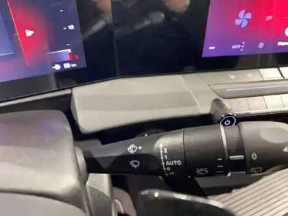 Photo 15 Opel Astra  Hybride Rechargeable 180 ch BVA8