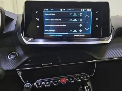 Photo 38 Peugeot 2008  PureTech 130 S&S BVM6