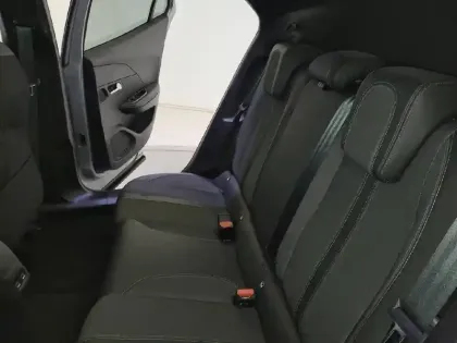 Photo 31 Peugeot 2008  PureTech 130 S&S BVM6