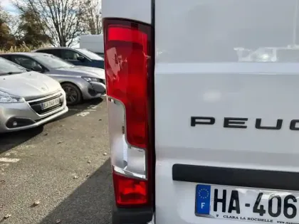 Photo 16 Peugeot Boxer  FOURGON TOLE 3.3 T L2H2 140 S&S BVM6