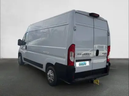 Photo 26 Peugeot Boxer  FOURGON TOLE 3.3 T L2H2 140 S&S BVM6