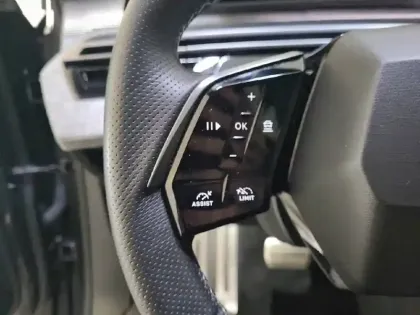 Photo 14 Peugeot 3008  Hybrid 136 e-DCS6