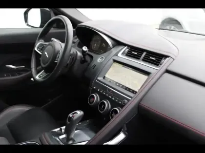 Photo 22 Jaguar E-Pace  2.0D 180ch R-Dynamic Chequered Flag AWD BVA9 9cv