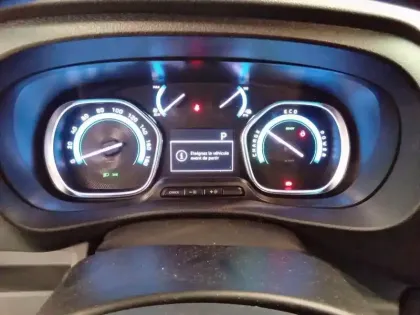 Photo 28 Peugeot Expert  PHC STANDARD ELECTRIQUE 75KWH 136CH