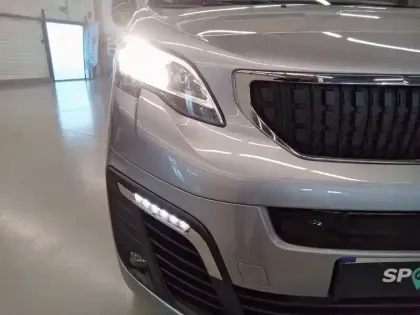 Photo 34 Peugeot Expert  PHC STANDARD ELECTRIQUE 75KWH 136CH
