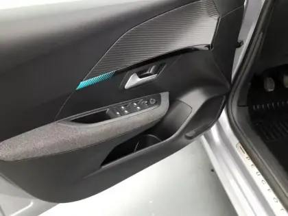 Photo 12 Peugeot 208  100 S&S BVM6 Style