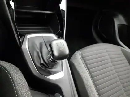 Photo 23 Peugeot 208  100 S&S BVM6 Style