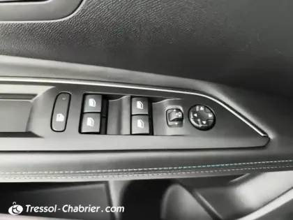 Photo 17 Peugeot 3008  1.6 THP 165ch S&S EAT6 Crossway