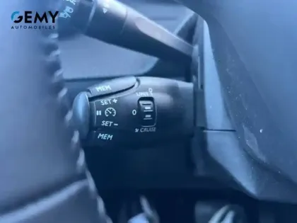 Photo 14 Peugeot 208  Electrique 50 kWh 136ch