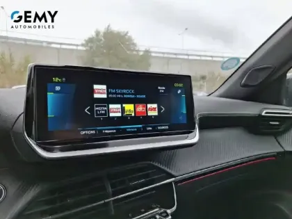 Photo 12 Peugeot 2008  Electrique 136 ch