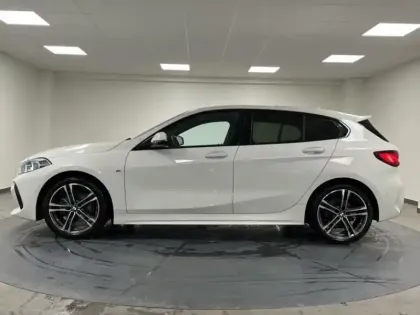 Photo 6 BMW Serie 1 Série 1 118dA 150ch M Sport