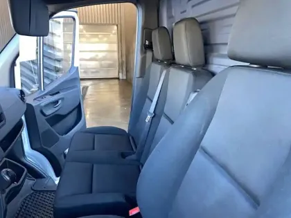 Photo 39 Mercedes Sprinter  FGN 215 CDI 39 3.0T FWD