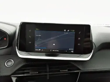 Photo 17 Peugeot 2008  Electrique 136 ch